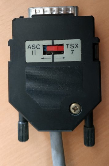 Commutateur ASCII/TSX 7 sur le convertisseur RS-485/RS-232